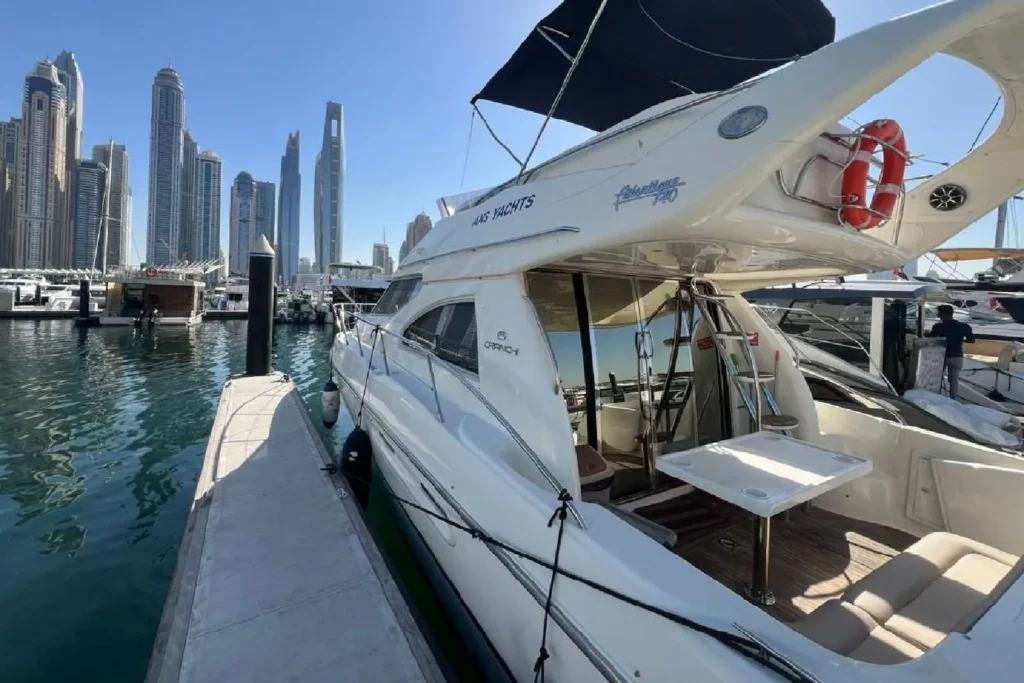 Cranchi 43ft Charter Yacht Dubai Marina