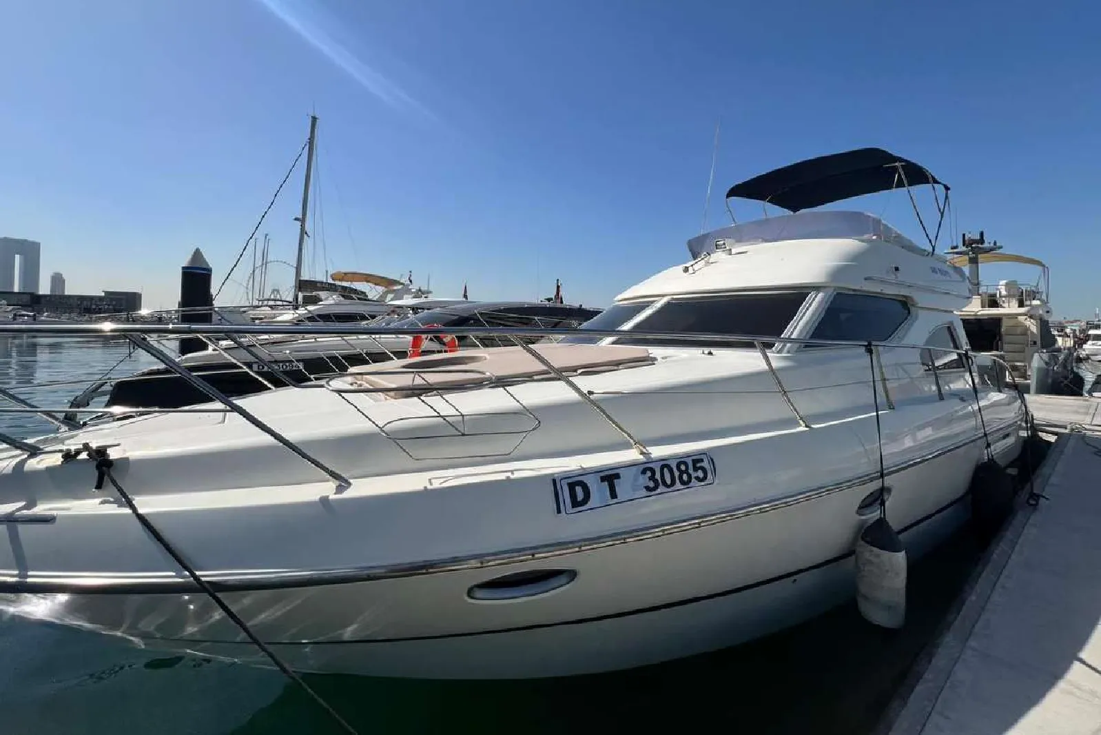 Cranchi 43ft Charter Yacht Dubai