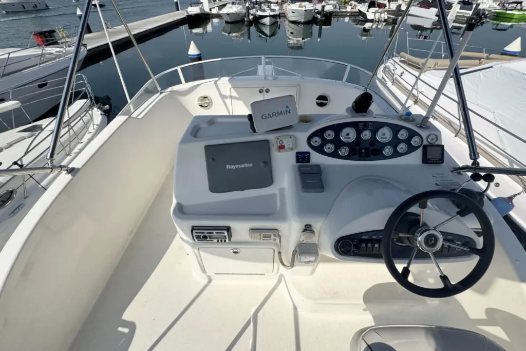 Riviera 48ft Charter Yacht Dubai